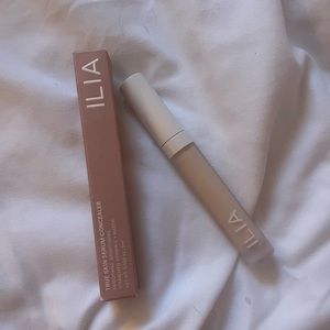 ILIA serum concealer